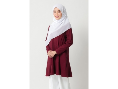 Aily in Maroon